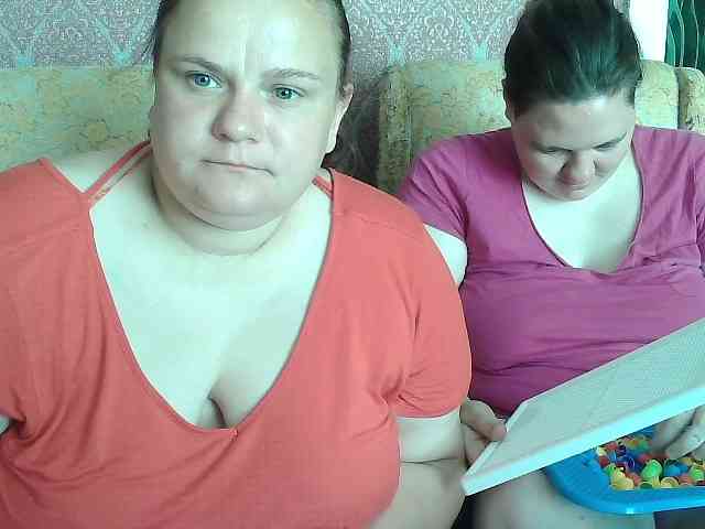 HollyXEva webcam