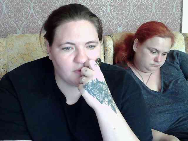 HollyXEva webcam