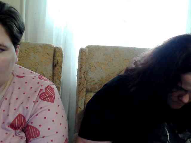HollyXEva webcam