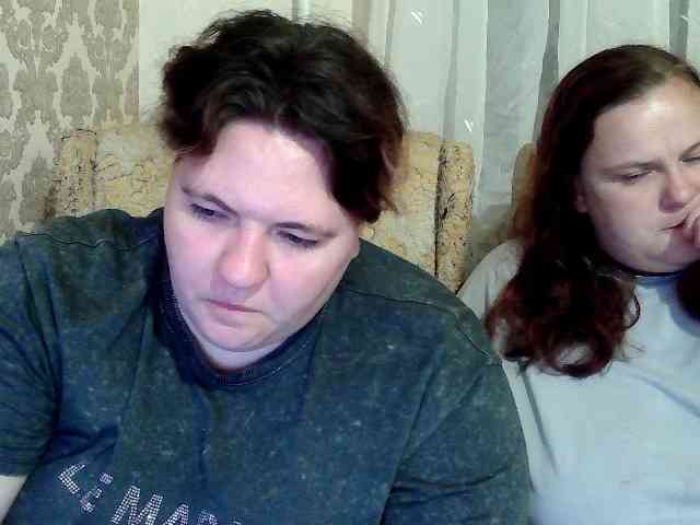 HollyXEva webcam