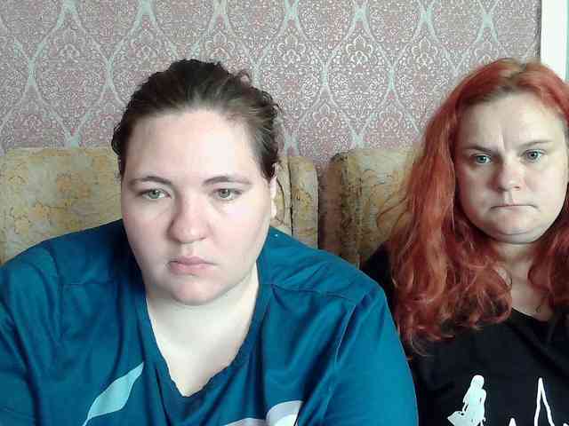 HollyXEva webcam