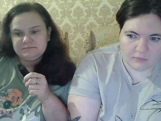 HollyXEva webcam