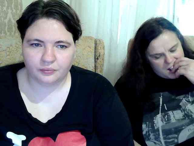 HollyXEva webcam
