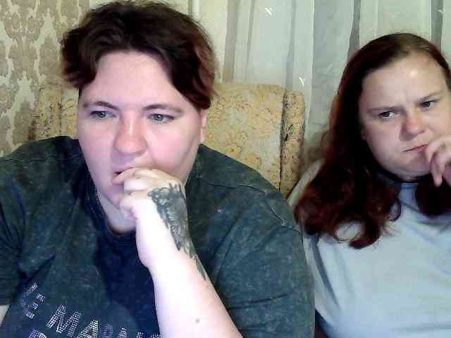 HollyXEva webcam