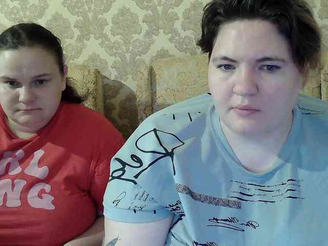 HollyXEva webcam