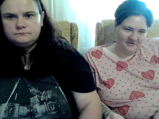 HollyXEva webcam