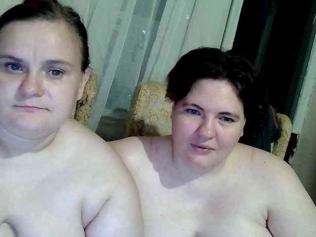 HollyXEva webcam