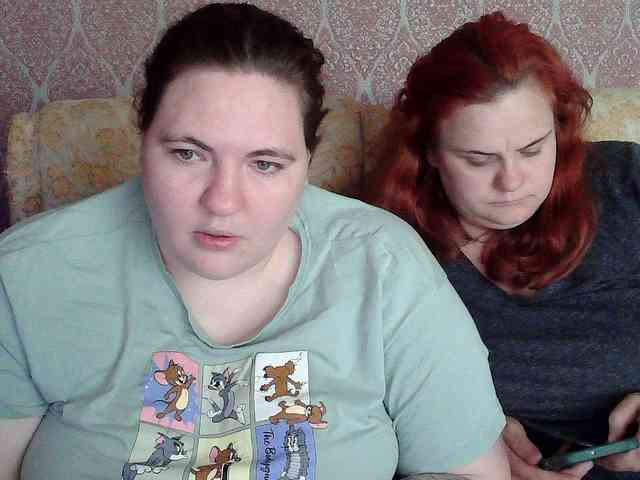 HollyXEva webcam