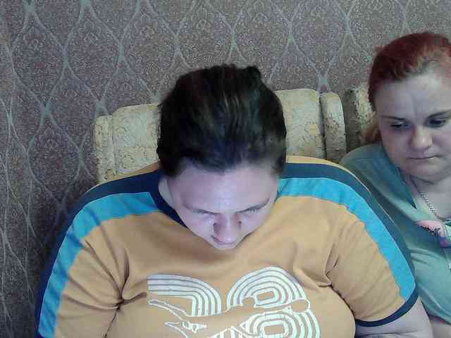 HollyXEva webcam