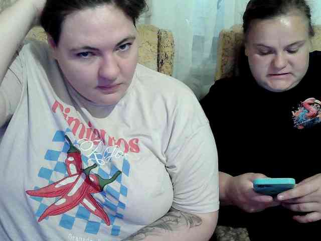 HollyXEva webcam