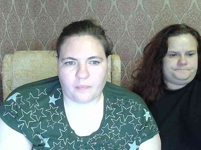 HollyXEva webcam