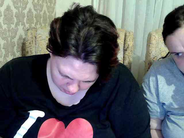 HollyXEva webcam