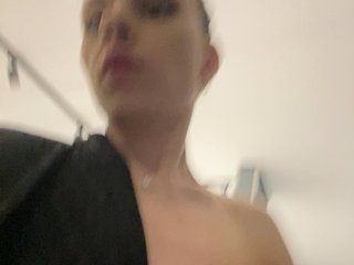-Lili Porn Show