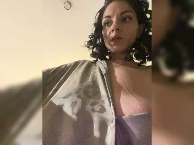 GgggLAAAAaaFFtt596rr, live now on BongaCams