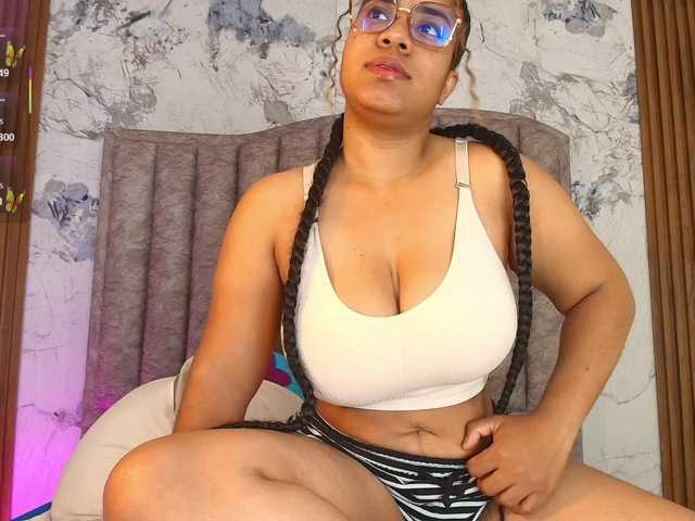 kendrakaramelo live cam on BongaCams