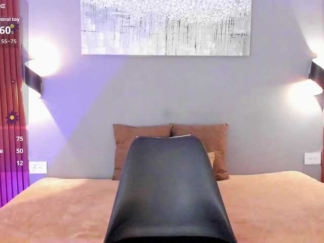 Stephanni live cam on BongaCams