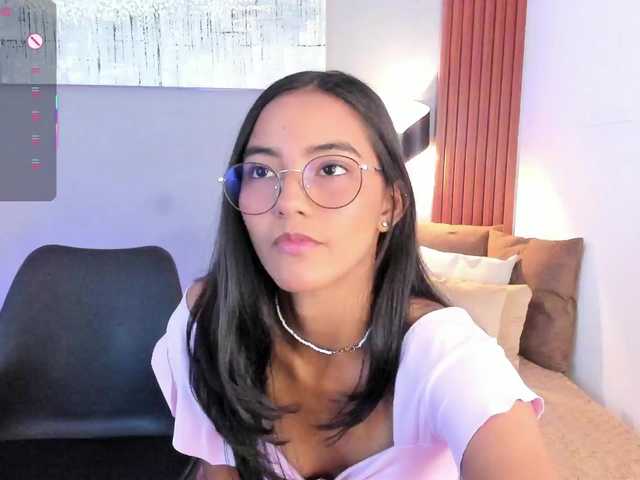 Stephanni live cam on BongaCams