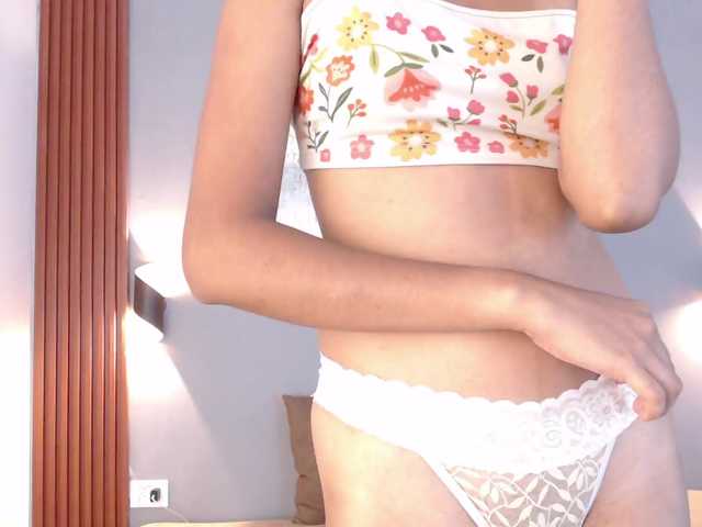 Stephanni live cam on BongaCams