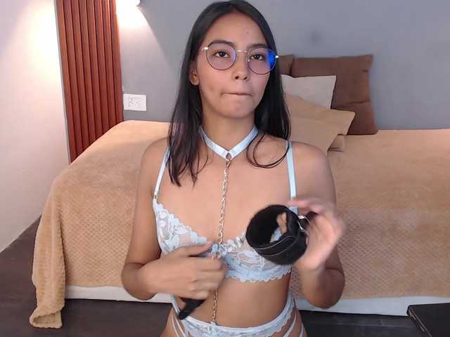 Stephanni live cam on BongaCams