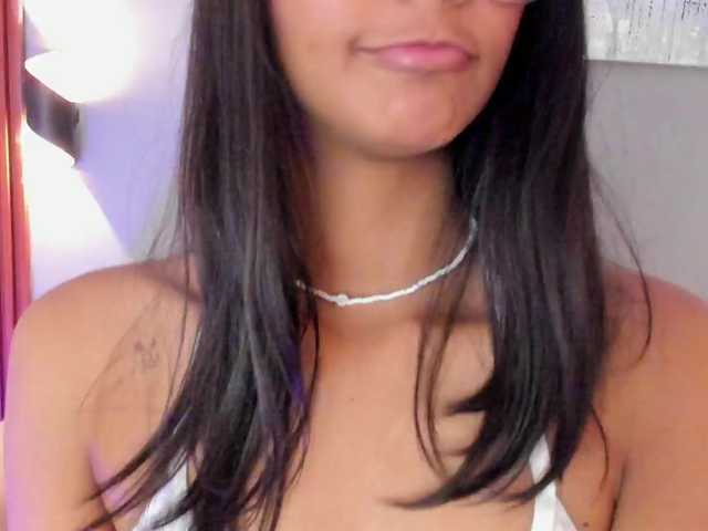 Stephanni live cam on BongaCams