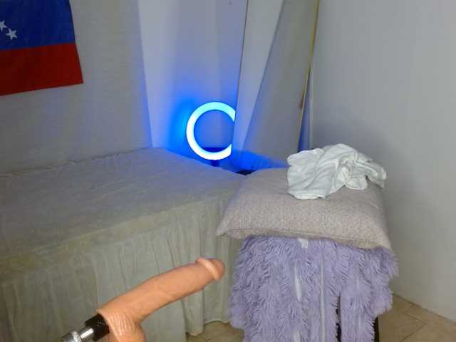 yessika-bustamante live webcam show