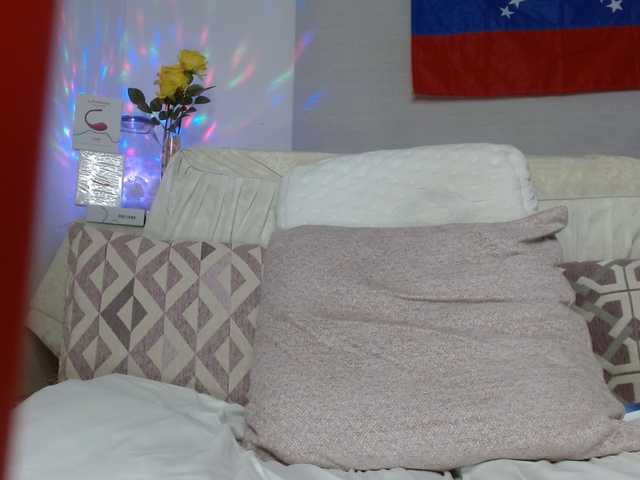 yessika-bustamante live webcam show