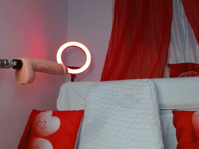 yessika-bustamante live cam on BongaCams