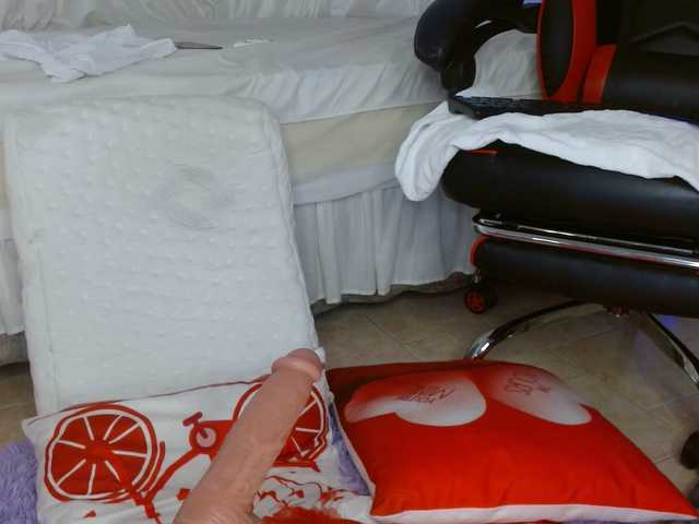 yessika-bustamante live cam on BongaCams