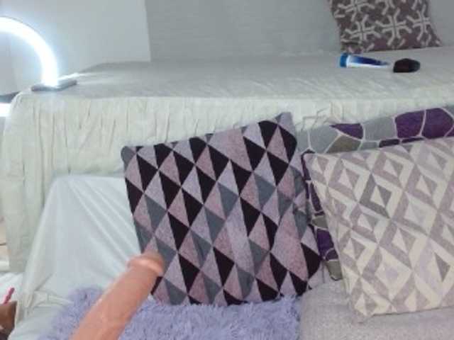 yessika-bustamante live cam on BongaCams
