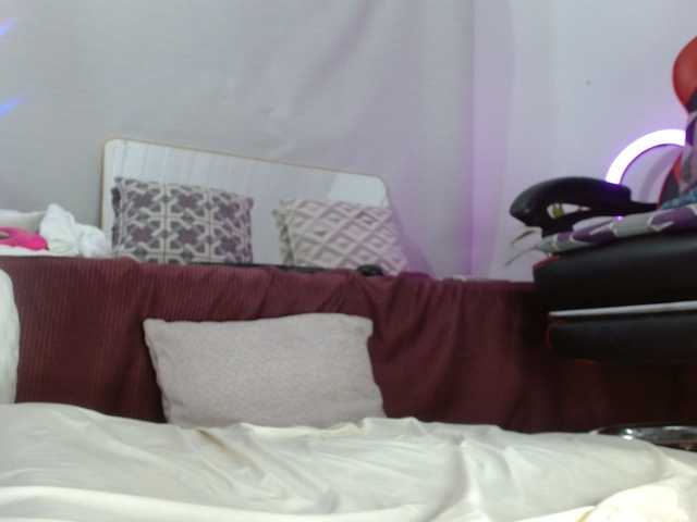 yessika-bustamante live cam preview