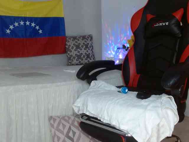 yessika-bustamante webcam