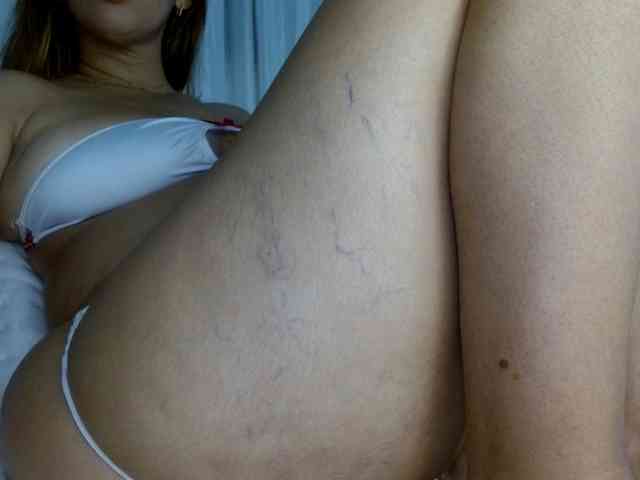 yessika-bustamante webcam