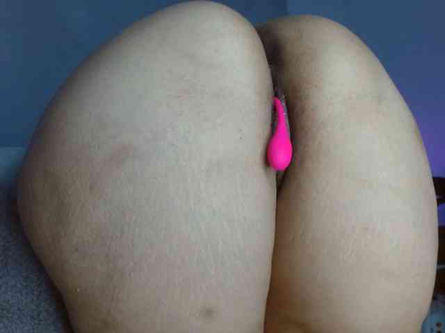 yessika-bustamante webcam