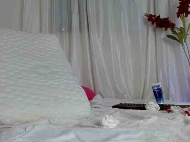 yessika-bustamante webcam