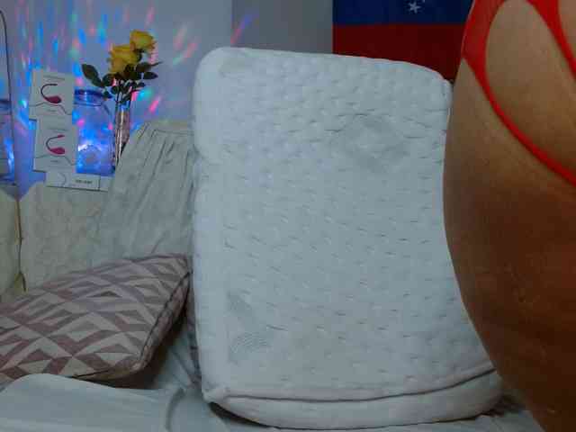 yessika-bustamante webcam