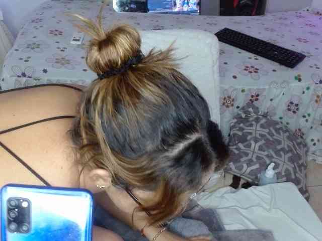 yessika-bustamante webcam