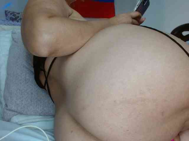 yessika-bustamante webcam