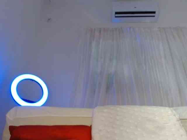 yessika-bustamante webcam