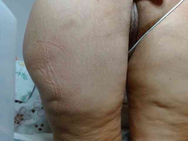 yessika-bustamante webcam