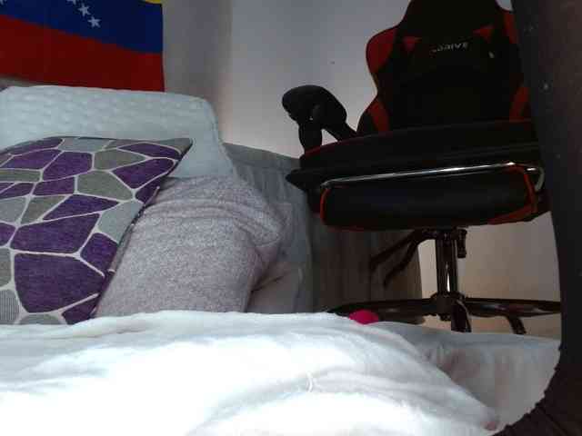 yessika-bustamante webcam