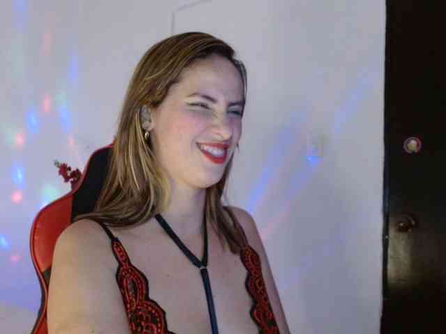 yessika-bustamante webcam