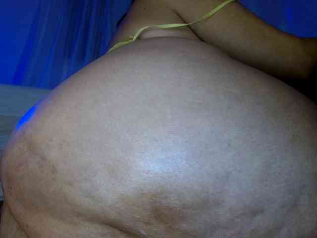yessika-bustamante webcam