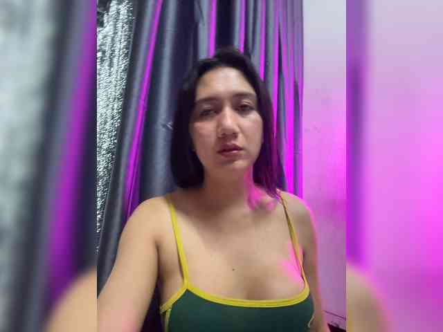 DreamyTatiana Sex Cam Show