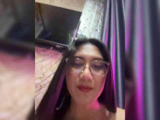 DreamyTatiana Sex Cam Show