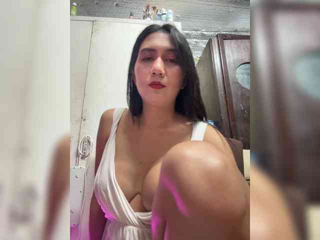 DreamyTatiana Sex Cam Show