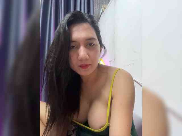 DreamyTatiana Sex Cam Show