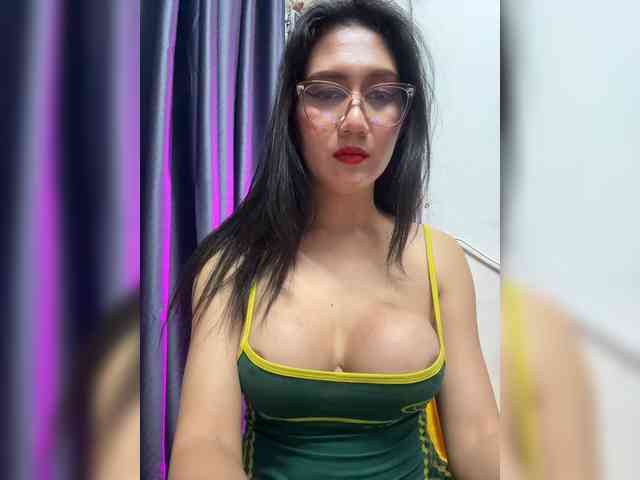 DreamyTatiana Sex Cam Show