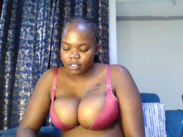 Coconaya live cam on BongaCams