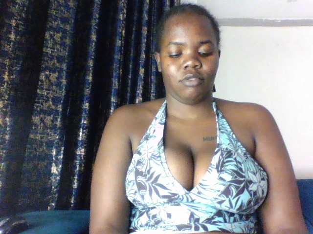 Coconaya live cam on BongaCams