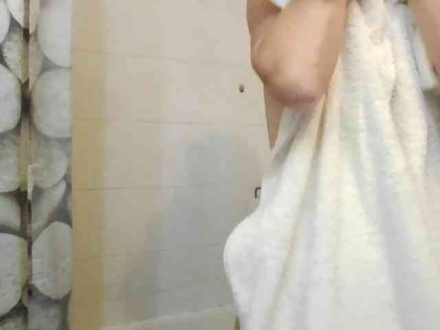Susi177 live female cam on bongacams